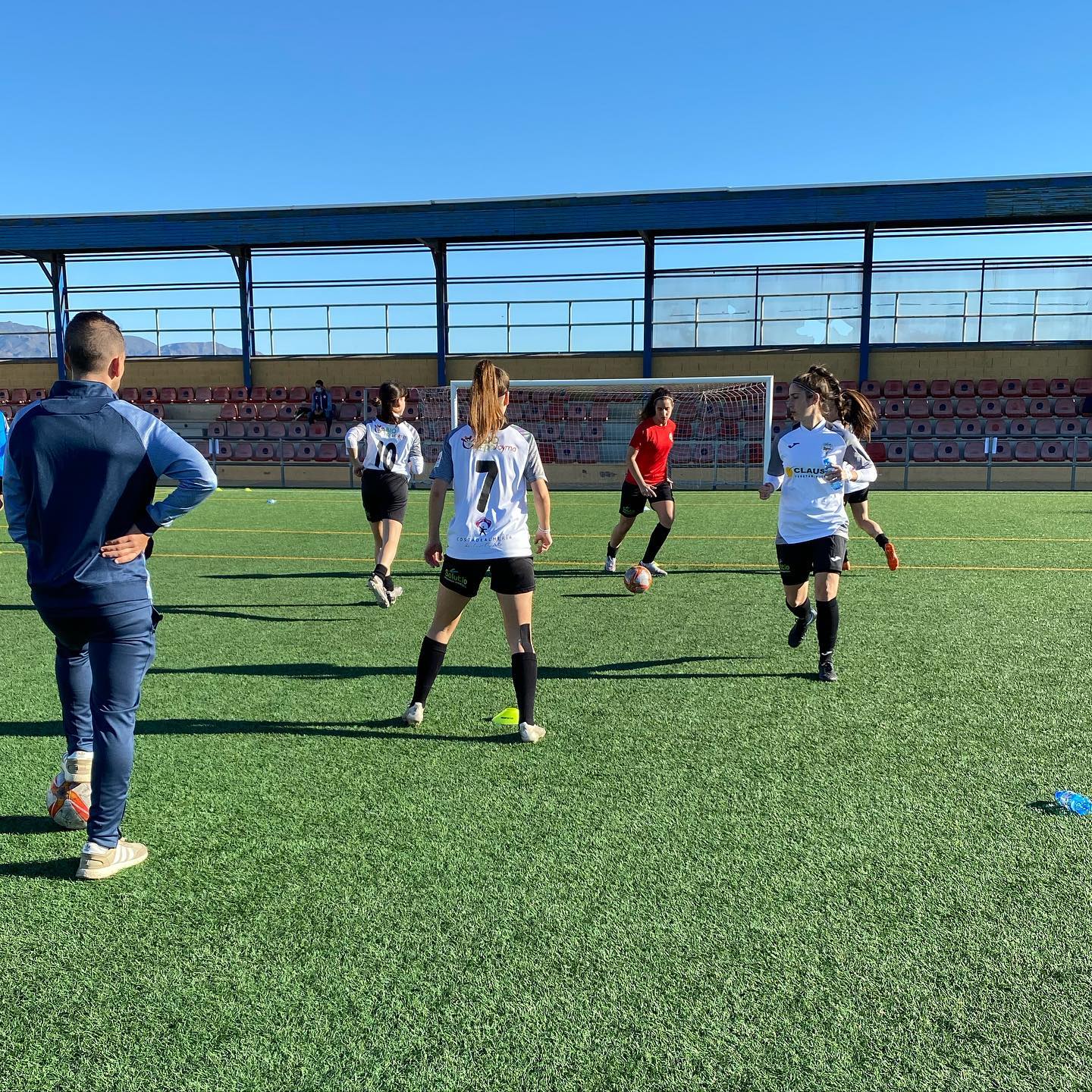 UCD La Cañada Atlético entrenamiento 29-12-21
